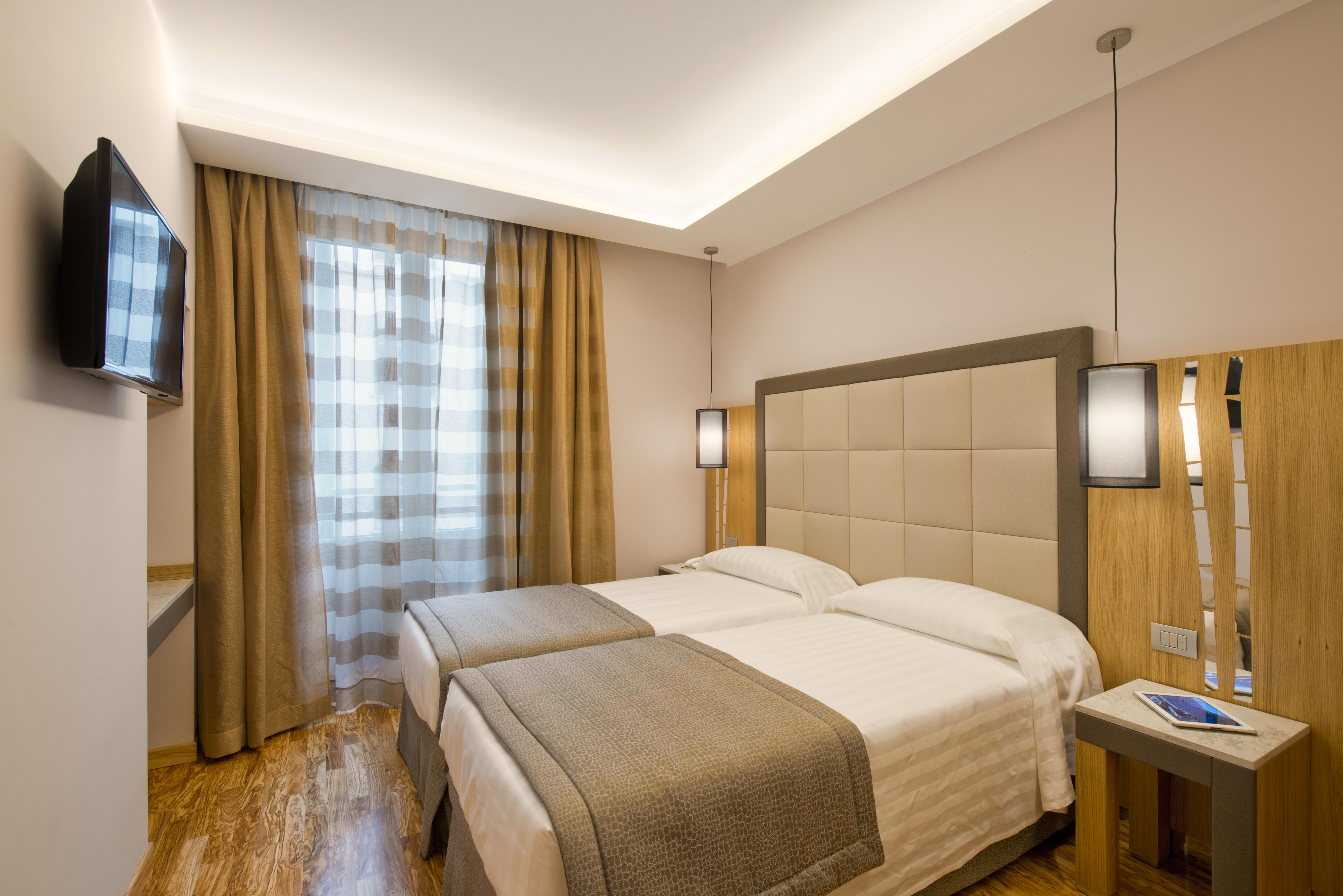 Giolli Nazionale Hotel 3*