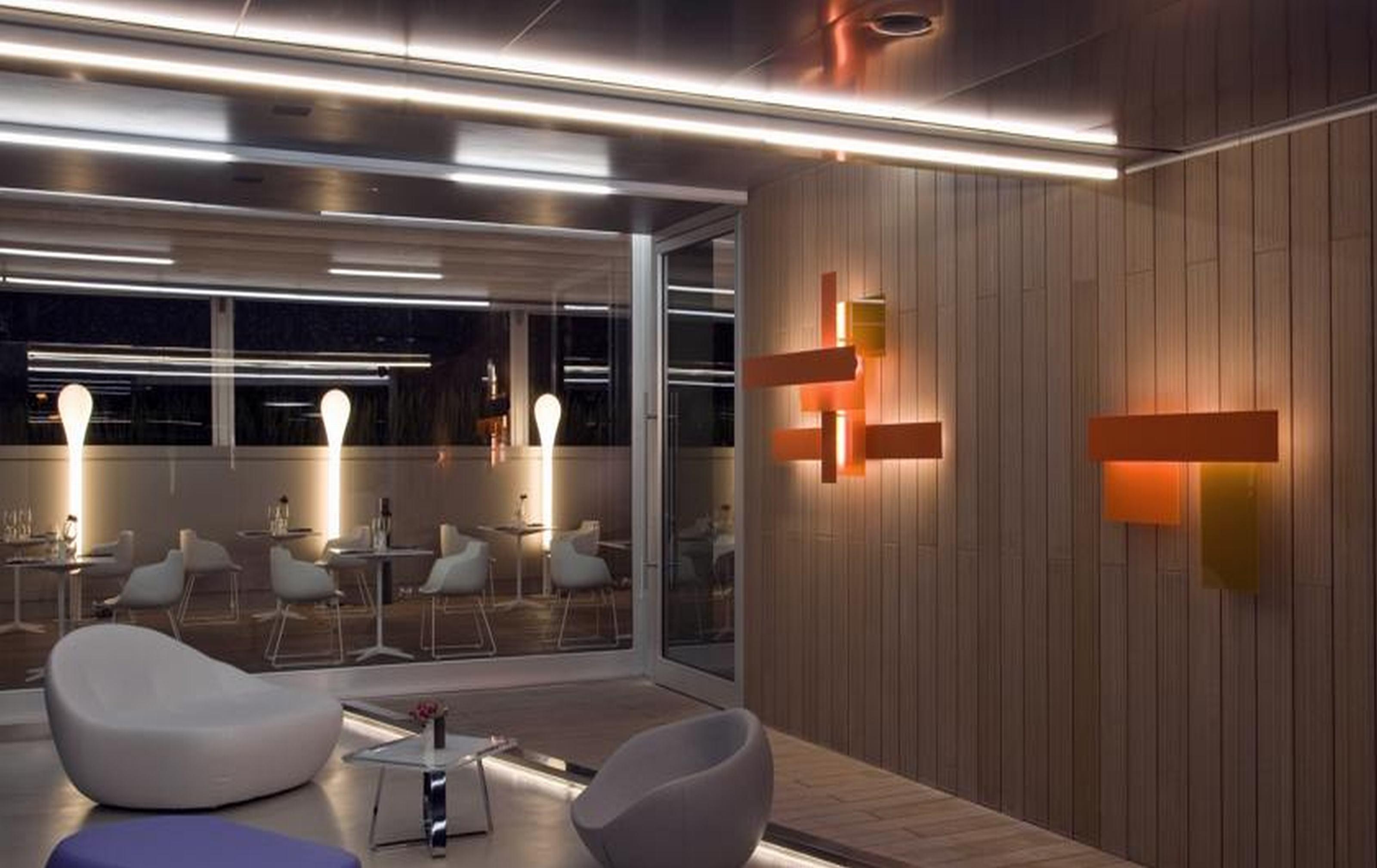Zone Hotell 4*