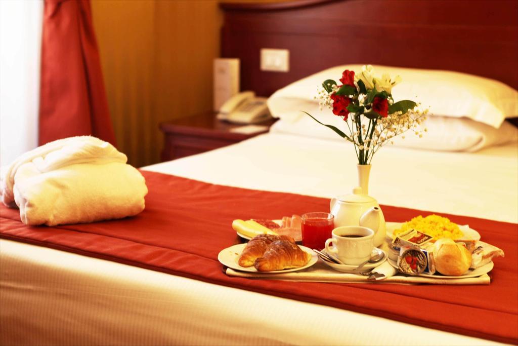 Hotel Augusta Lucilla Palace 4*