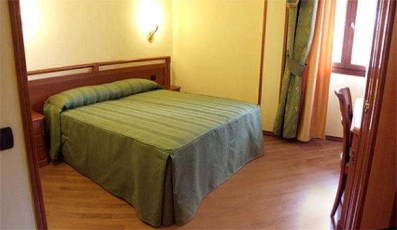 Bright Hotell 3*