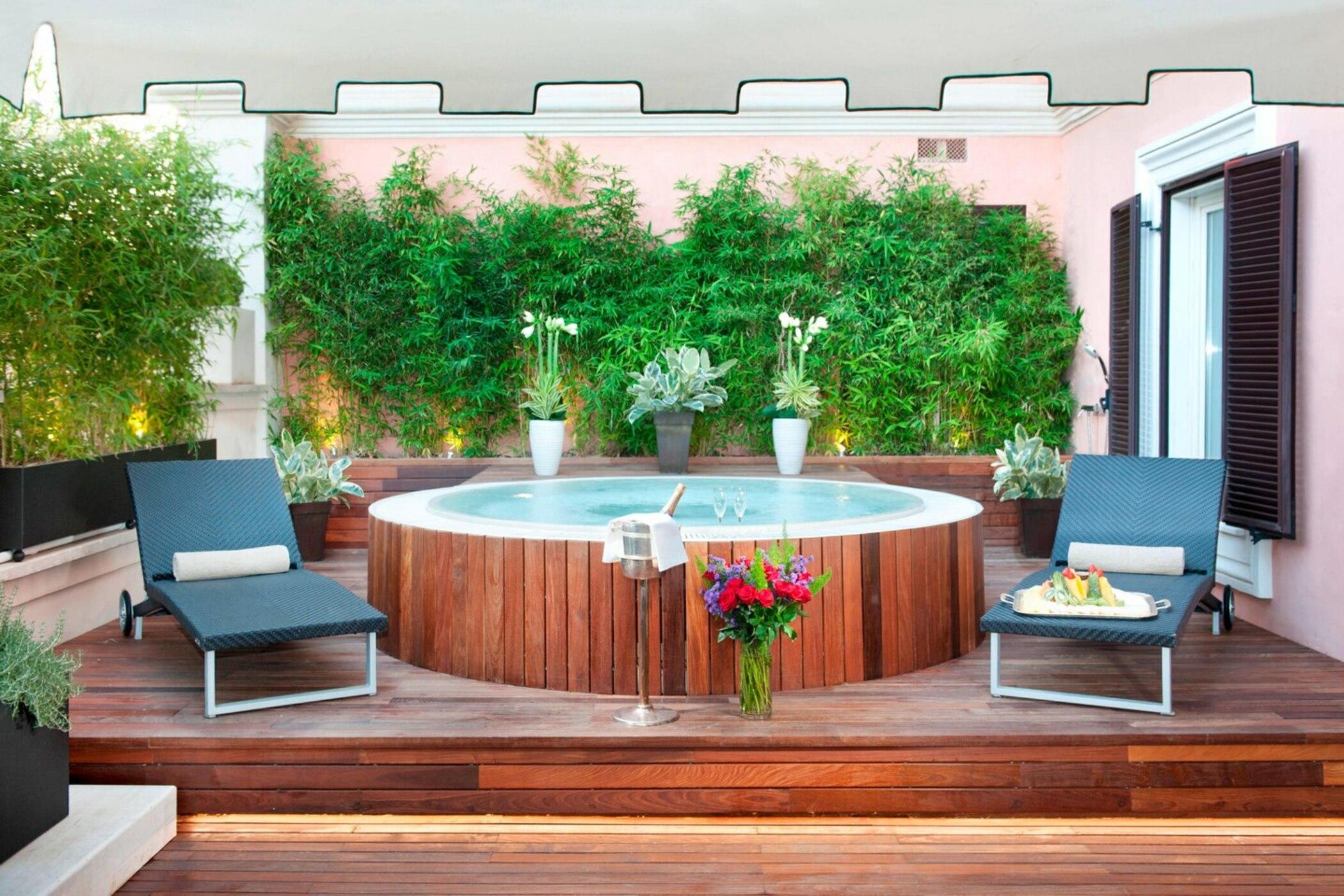 Marriott Grand Flora Hotel 4*