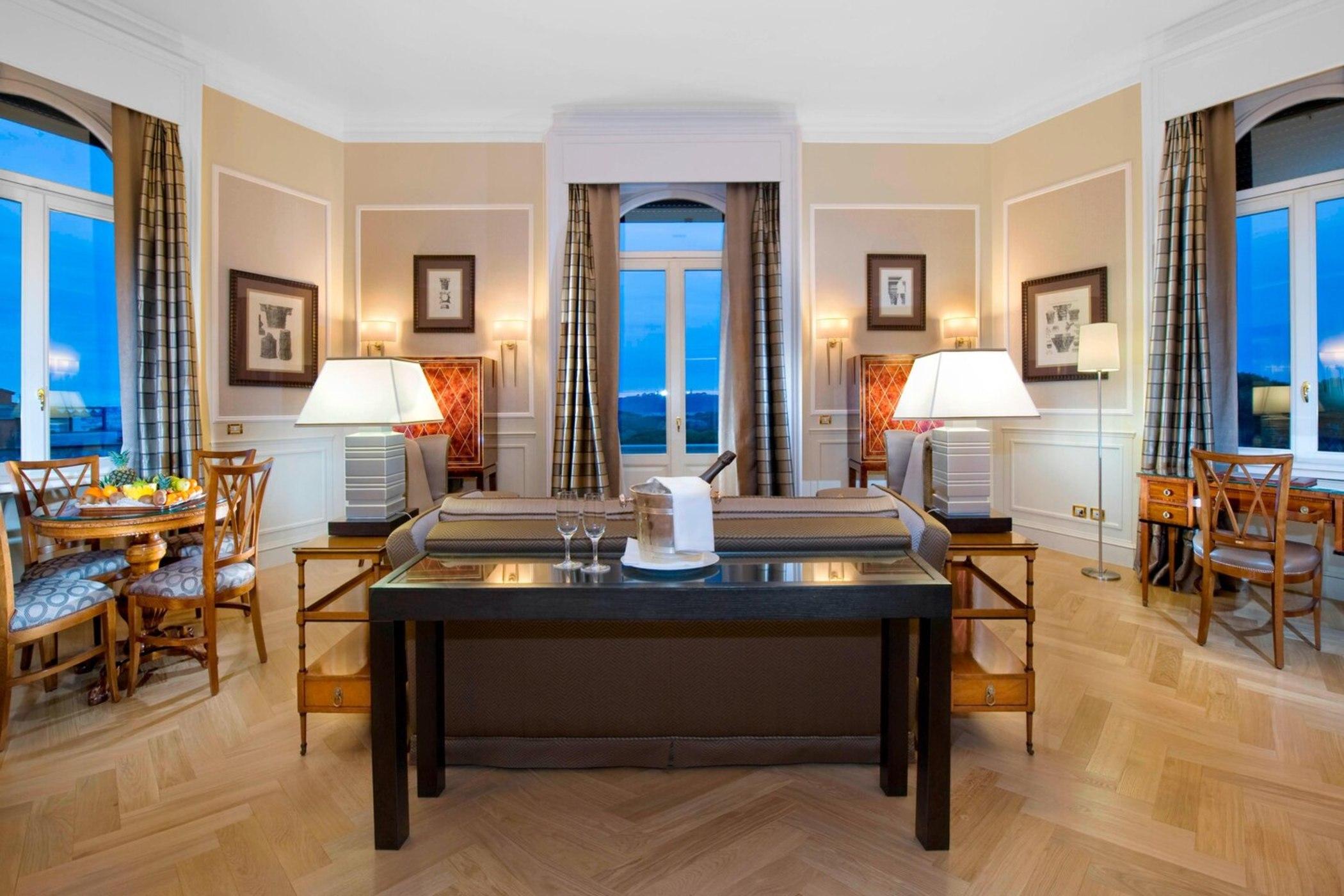 Marriott Grand Flora 4*
