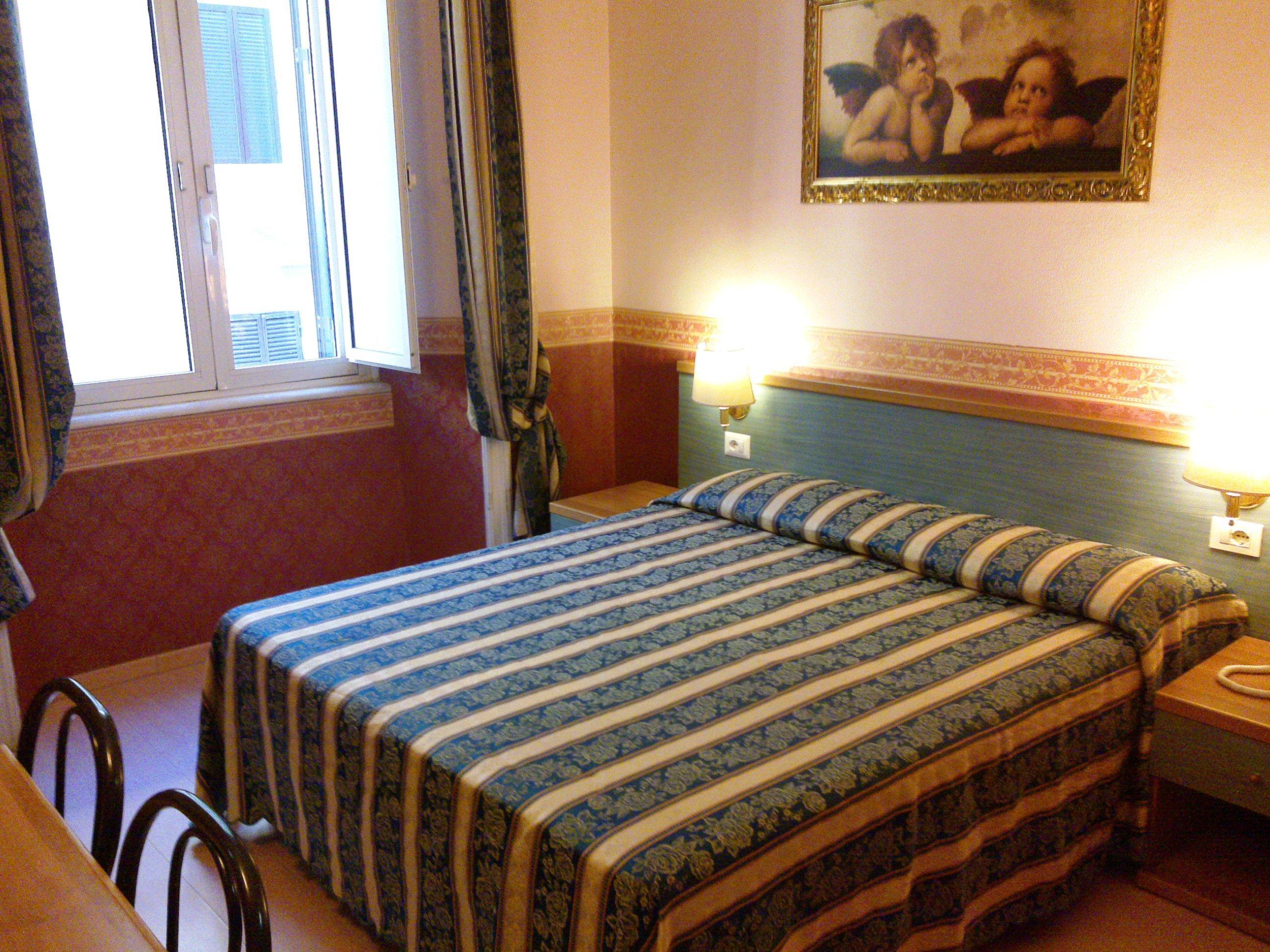 Lazzari Hotel Roma