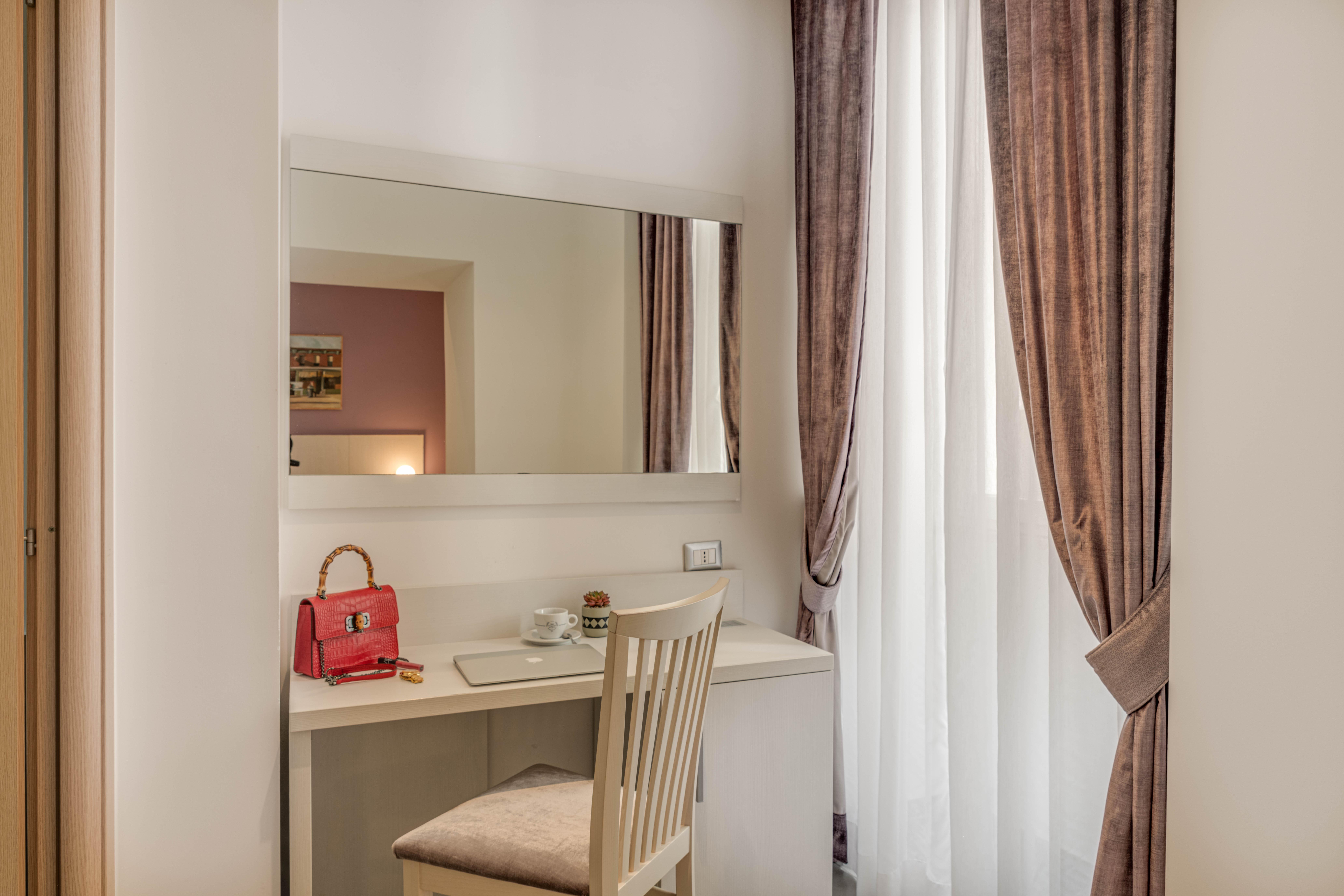 Trevi Hotel