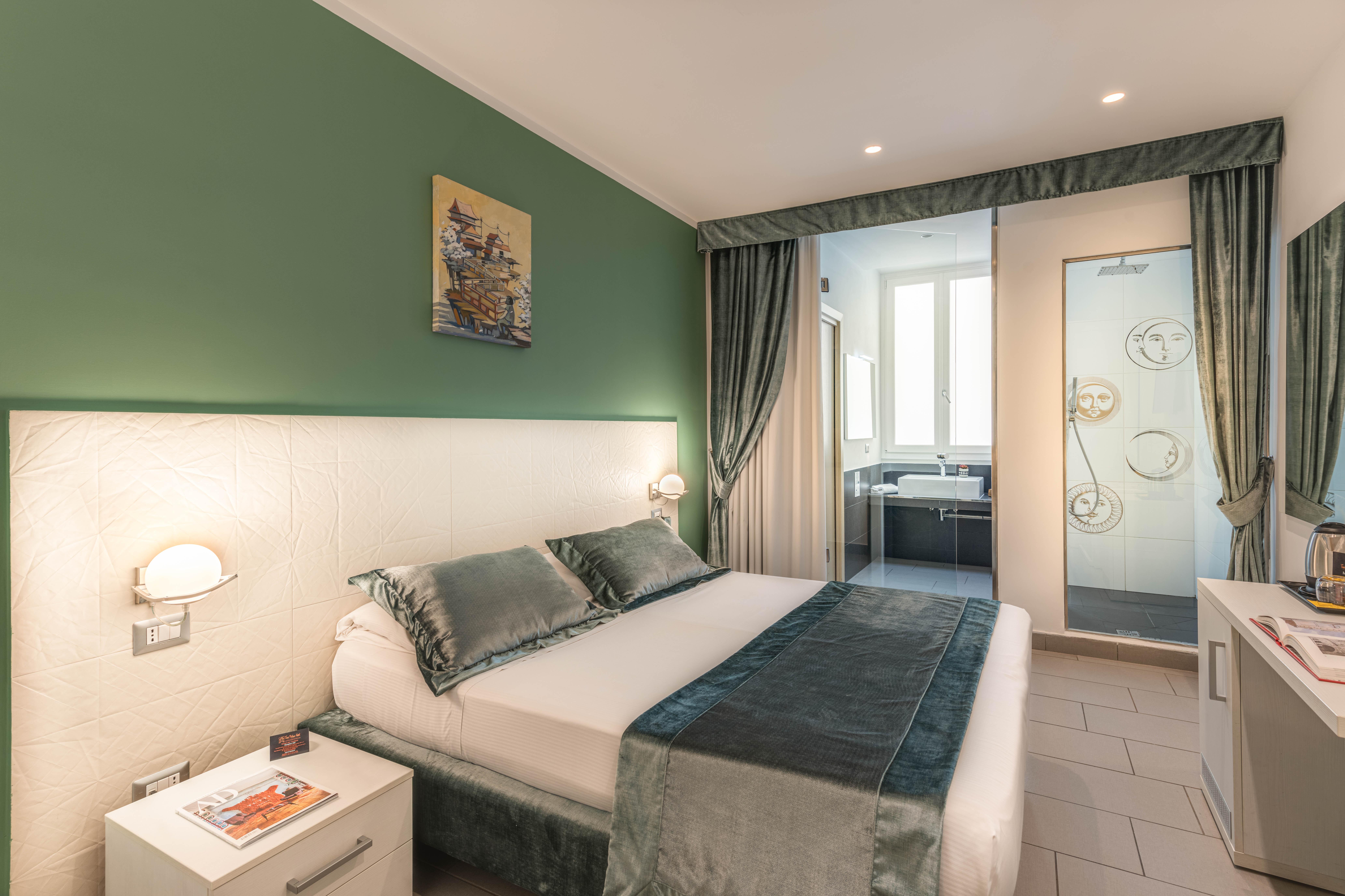 Trevi Hotel