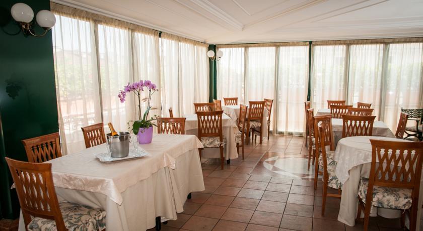 Hotel Palladium Palace 4*