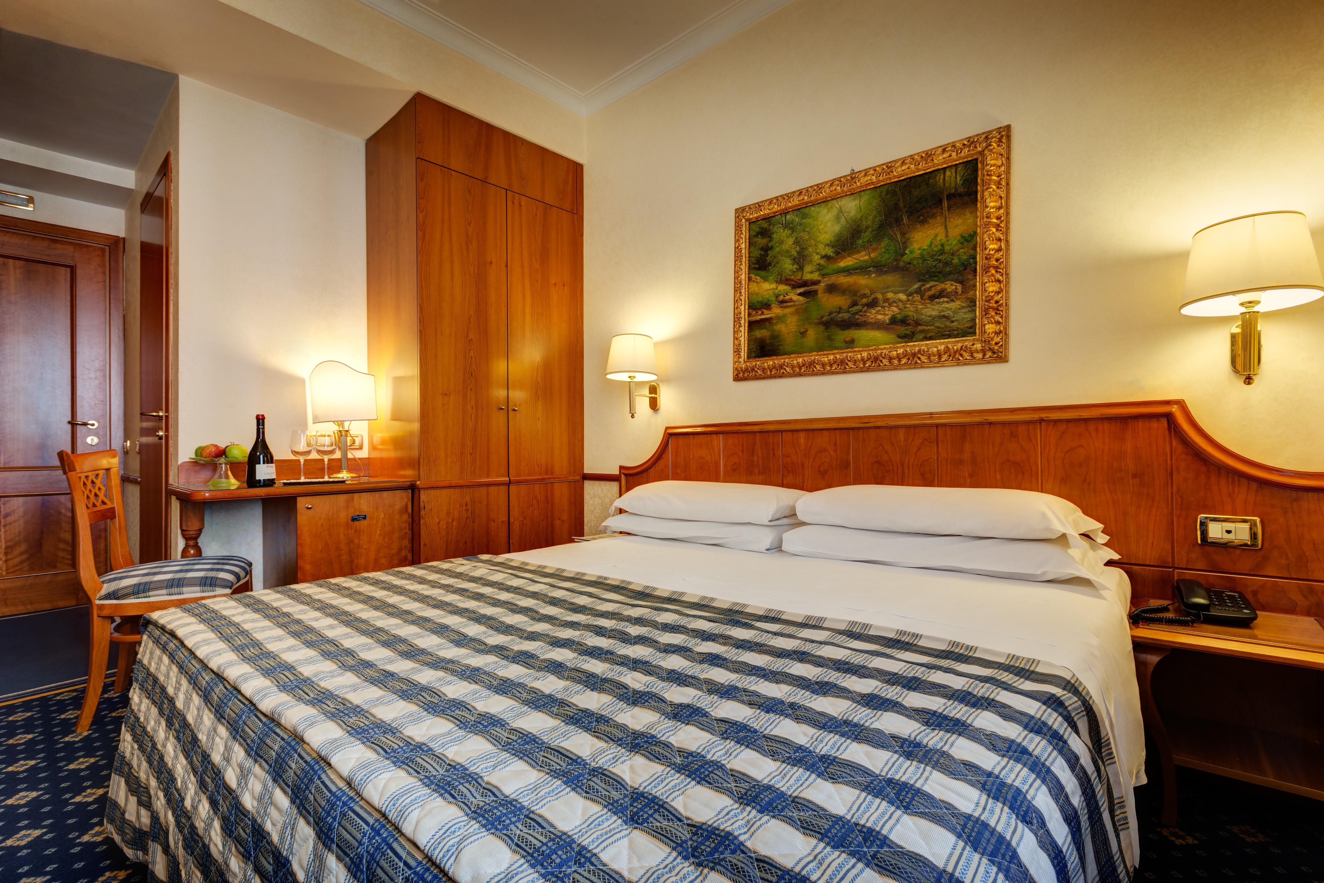 Hotell Amalfi 3*