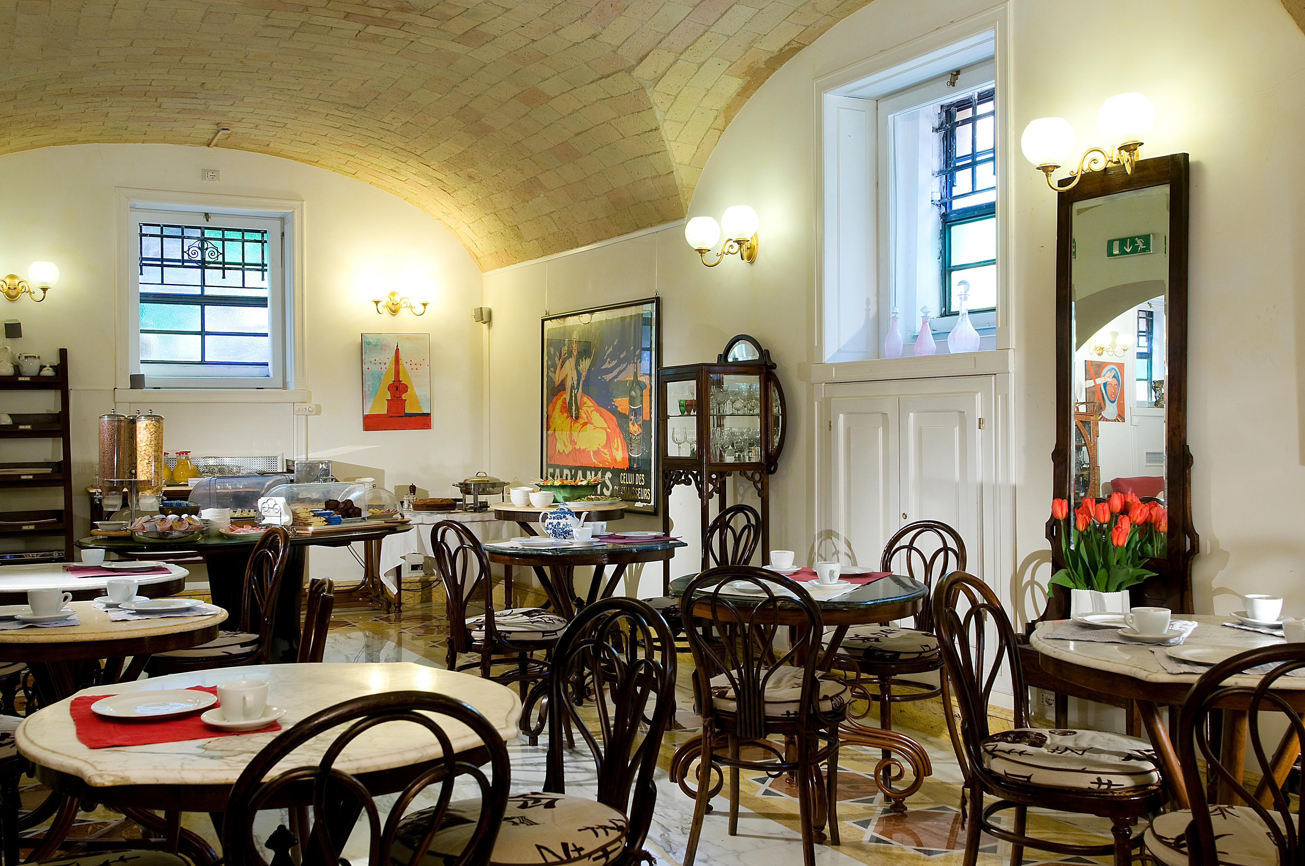 Hotel Emona Aquaeductus 4*