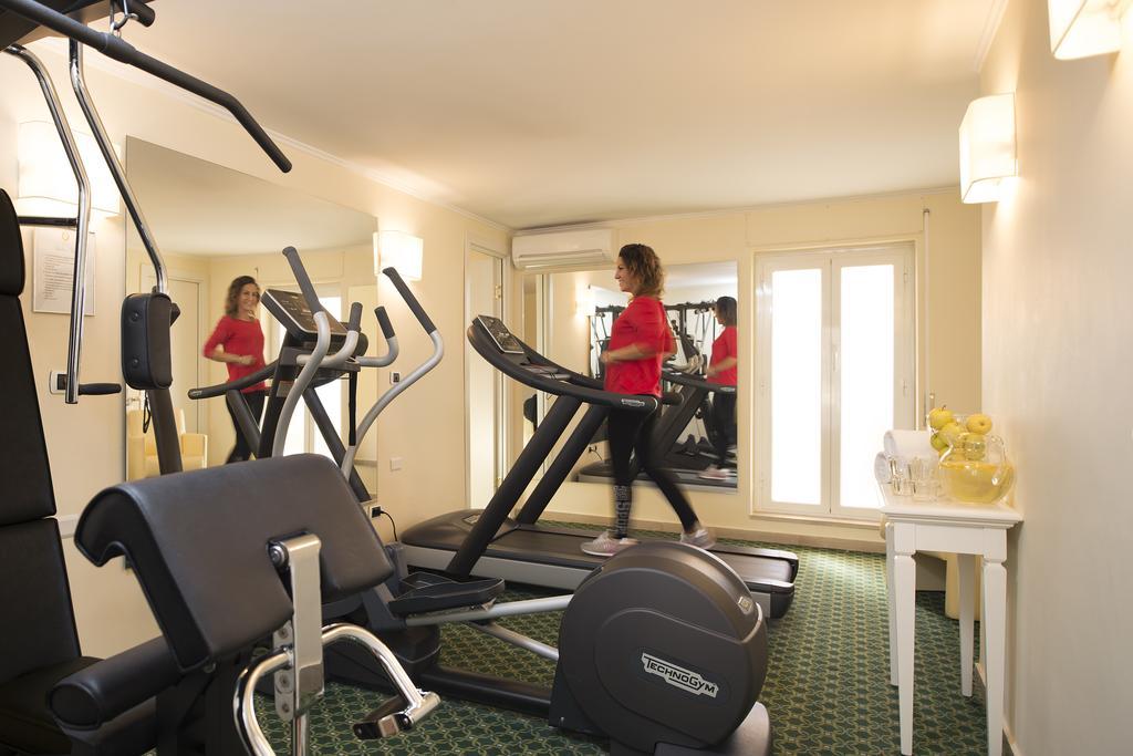 Hotell Napoleon 4*