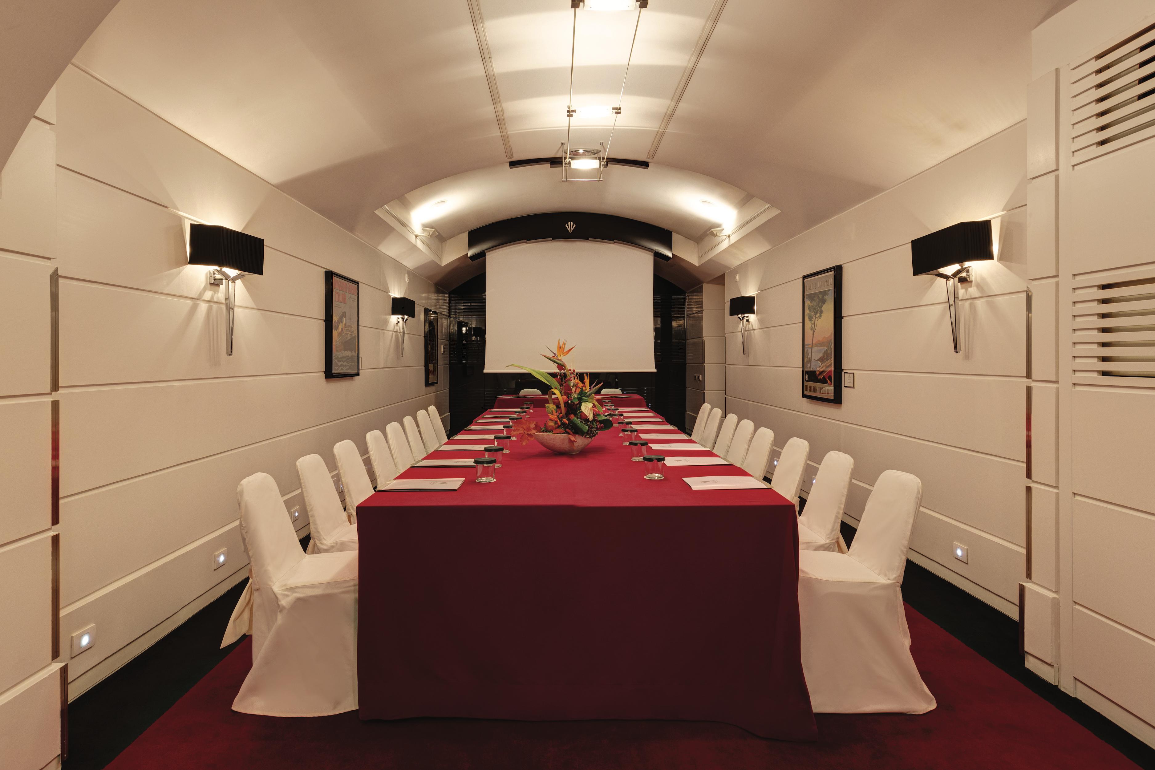 Hotel Grand Via Veneto 5*