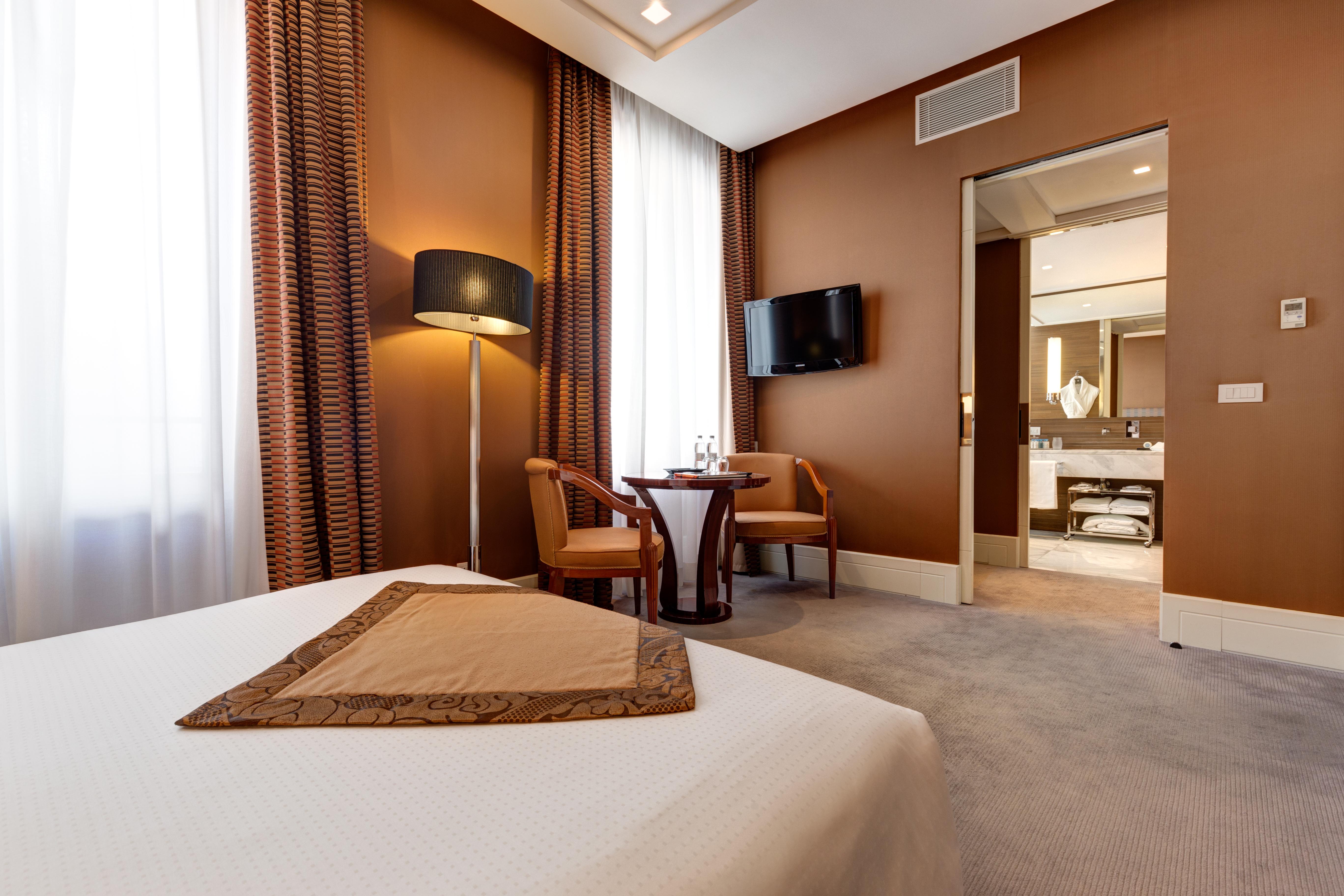 Grand Via Veneto Hotel 5*