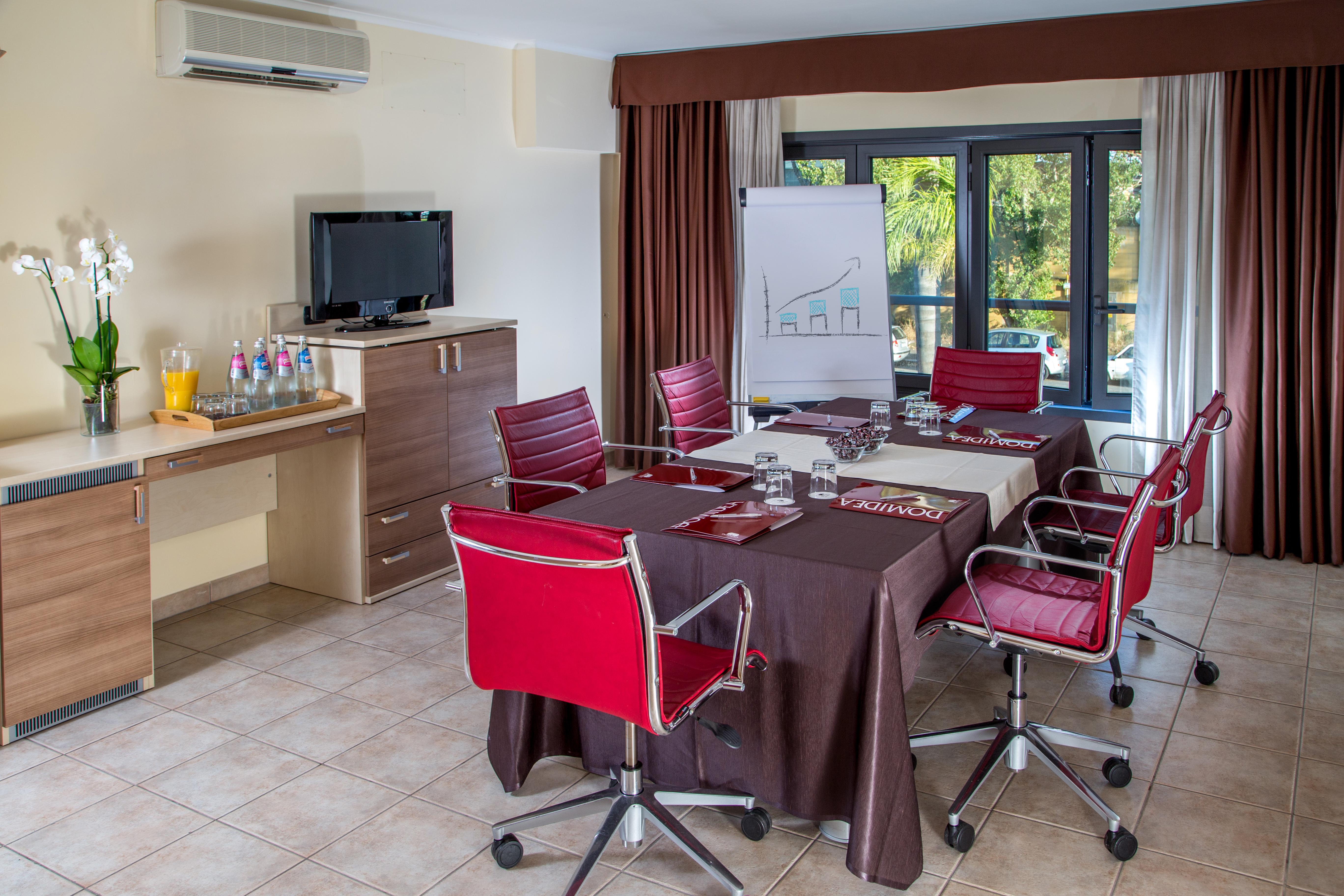 Hotel Domidea 4*