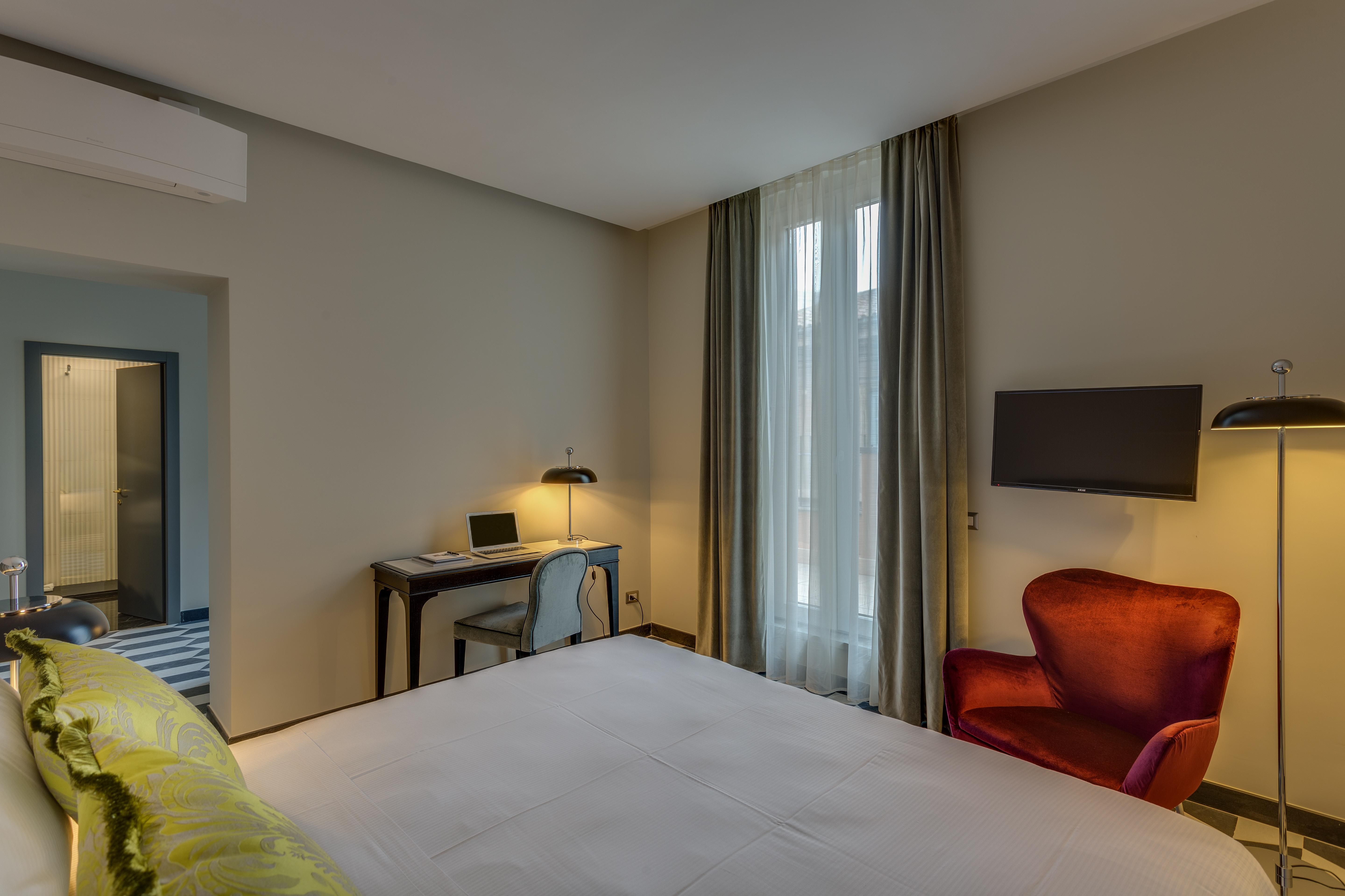 Otivm Hotel 4*