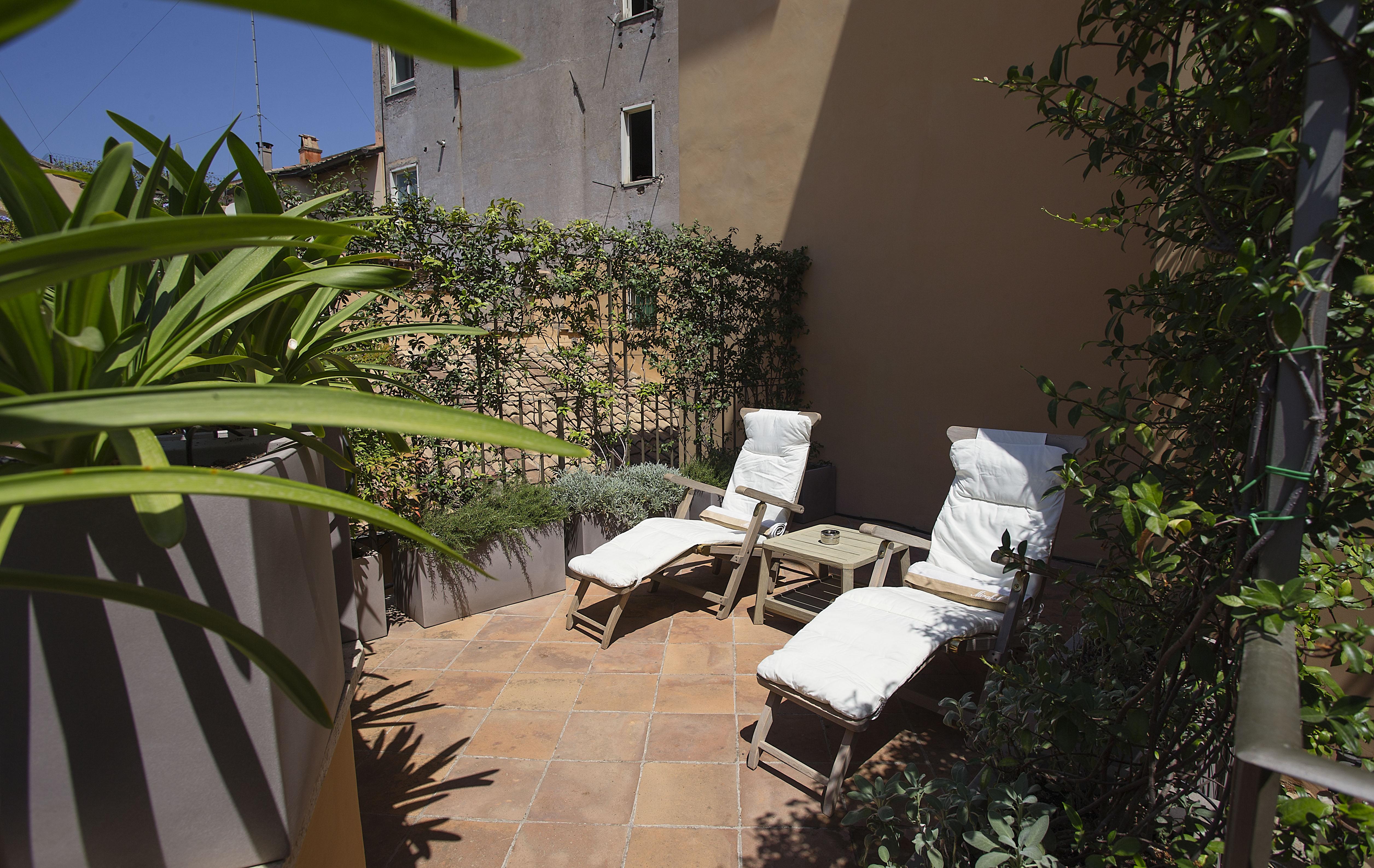 Palazzo Scanderbeg Apartahotel 4*