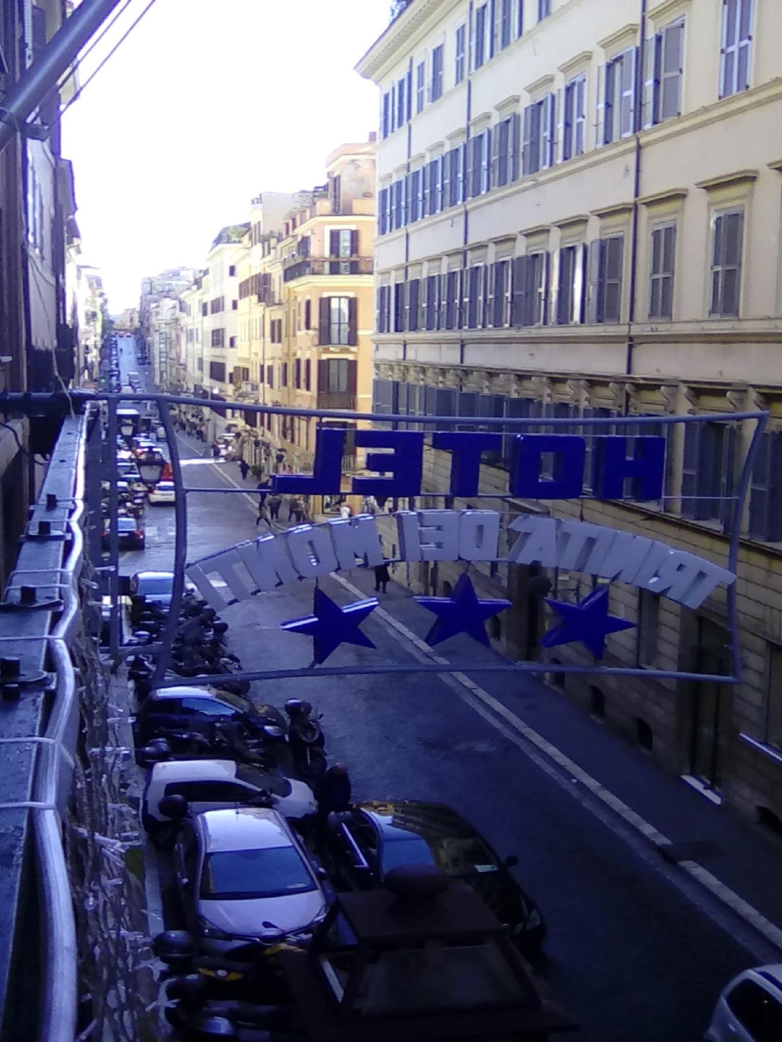 Trinita Dei Monti Hotel