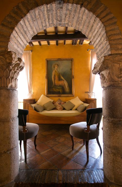 The Trastevere Painter Penthouse * Roma