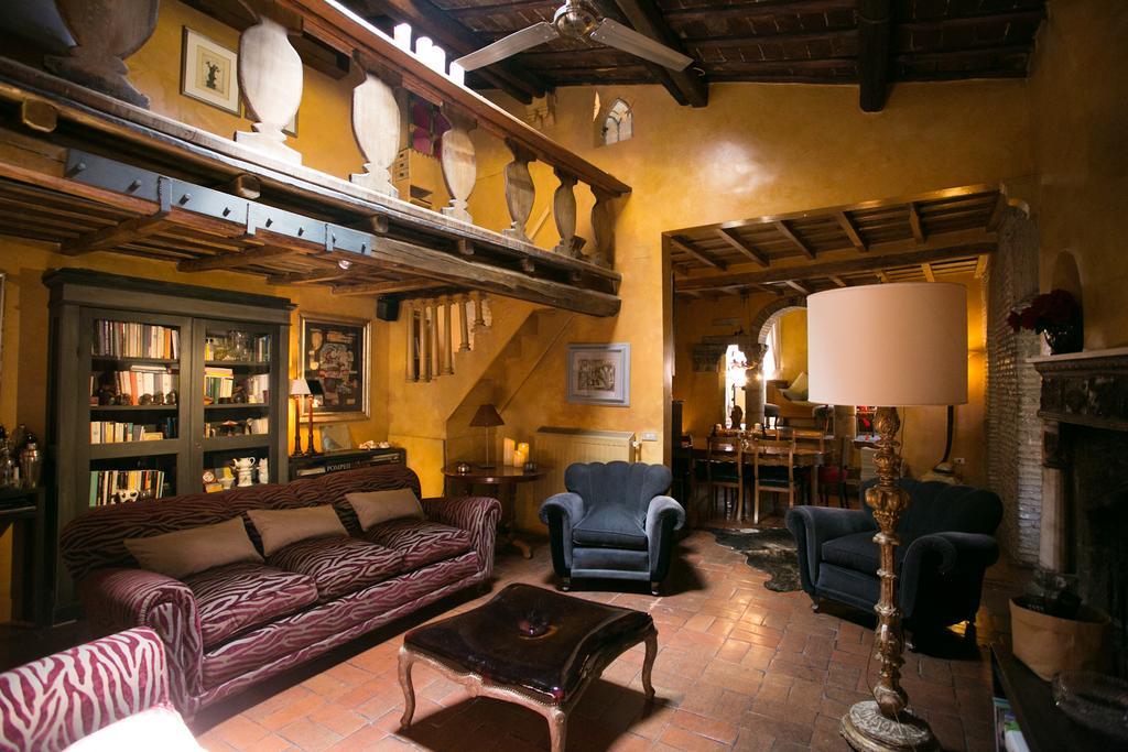 The Trastevere Painter Penthouse Appartamento *