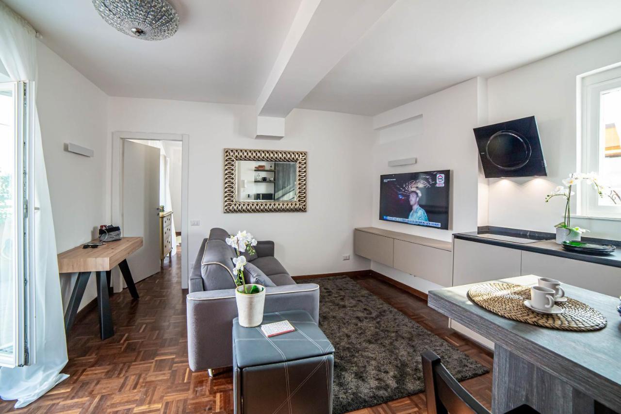 Luxury Floor In Trastevere Apartment Rom
