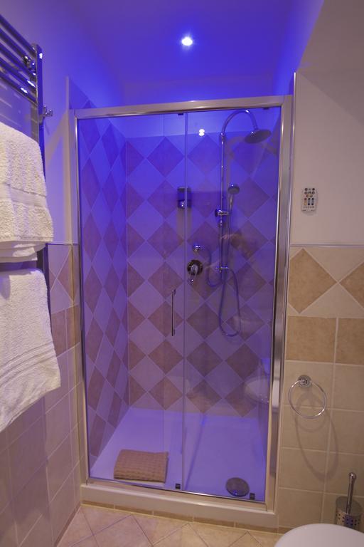Bed & Breakfast La Perla Di 2*