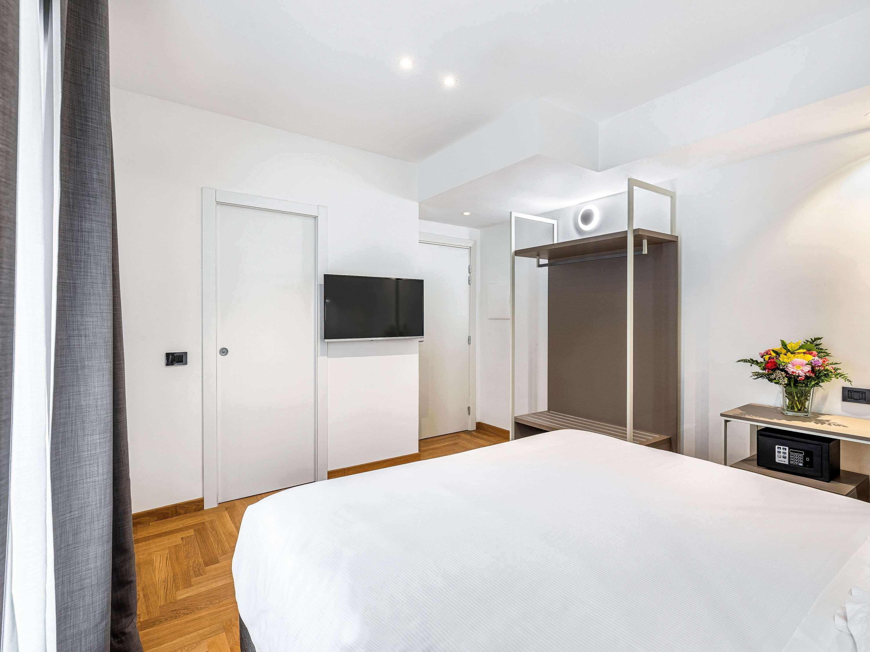 Hotel Mercure Centro Termini 4*