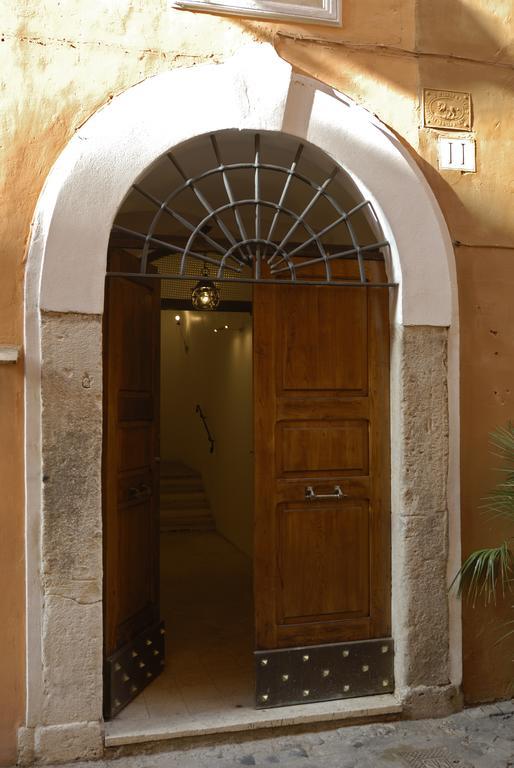 Vicolo Del Lupo Frühstückspension 3*