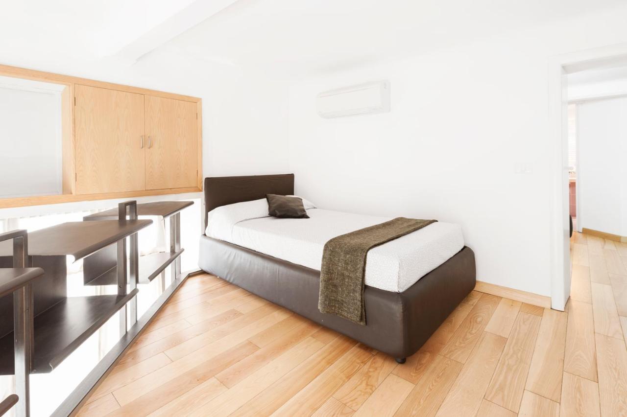 Apartamento Inviting 3-bed In 4mins To Colosseo *