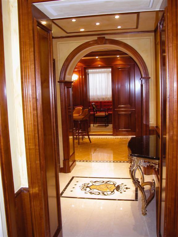 Champagne Palace Hotel