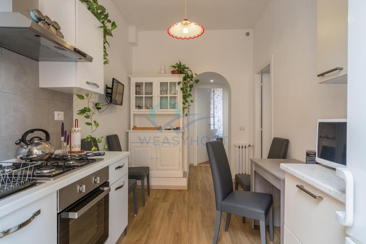 Refined Cozy Nest In Vatican Apartamento