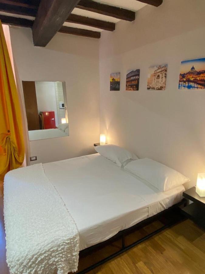Domus Incantevole Vicino Colosseo Foro Apartamento Roma