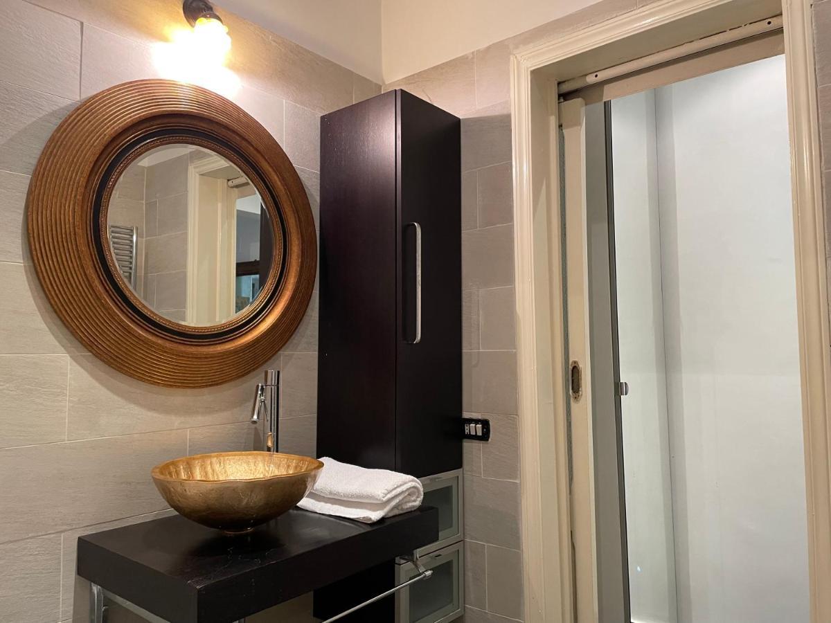 Elegant Apt-typical Palazzina Pz Alessandria Apartamento Roma