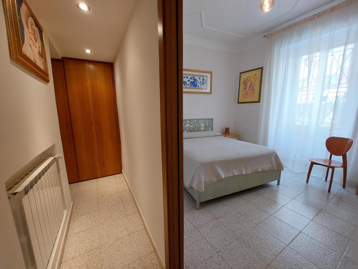 C R A Zy For Rhome Apartamento *