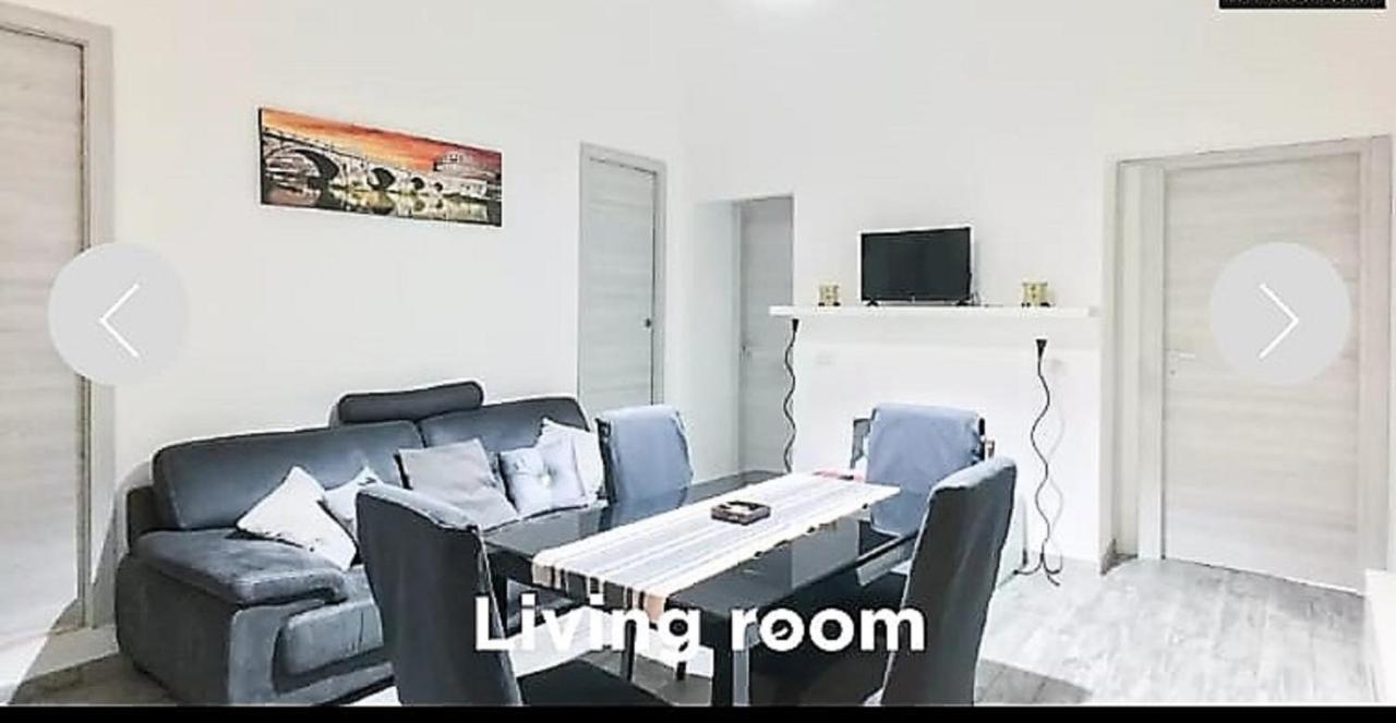 Luxury Napoleone Apartamento *