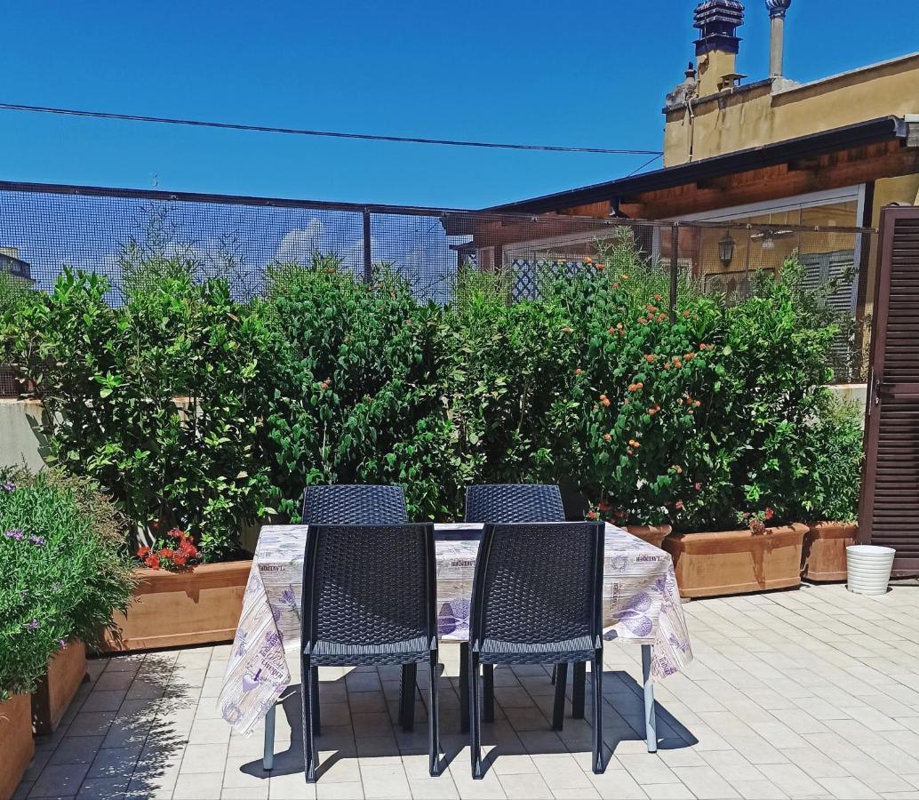 Living By Vatican With Panoramic Terraces In Apartamento *
