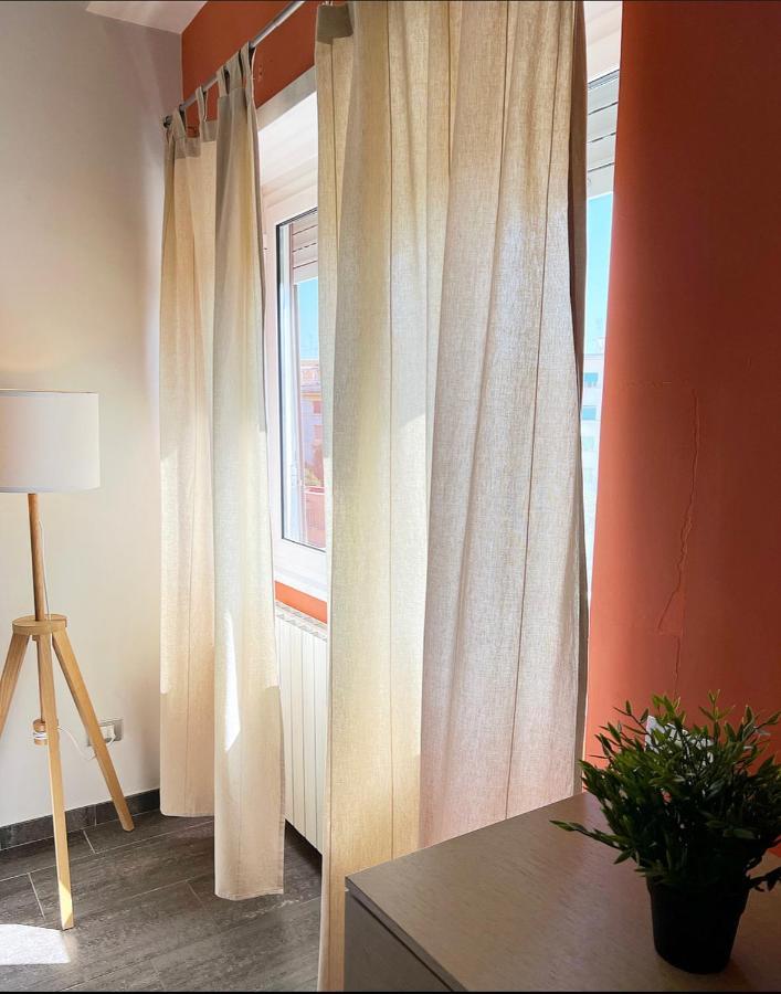 Apartment Dea Flora Rome