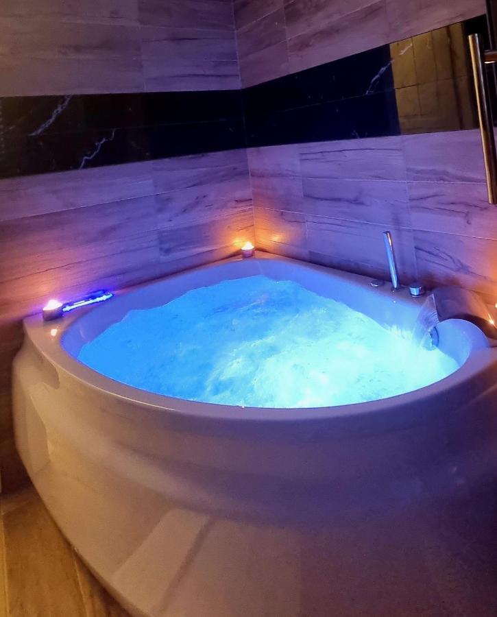 Carpegna 92 Wellness E Roma