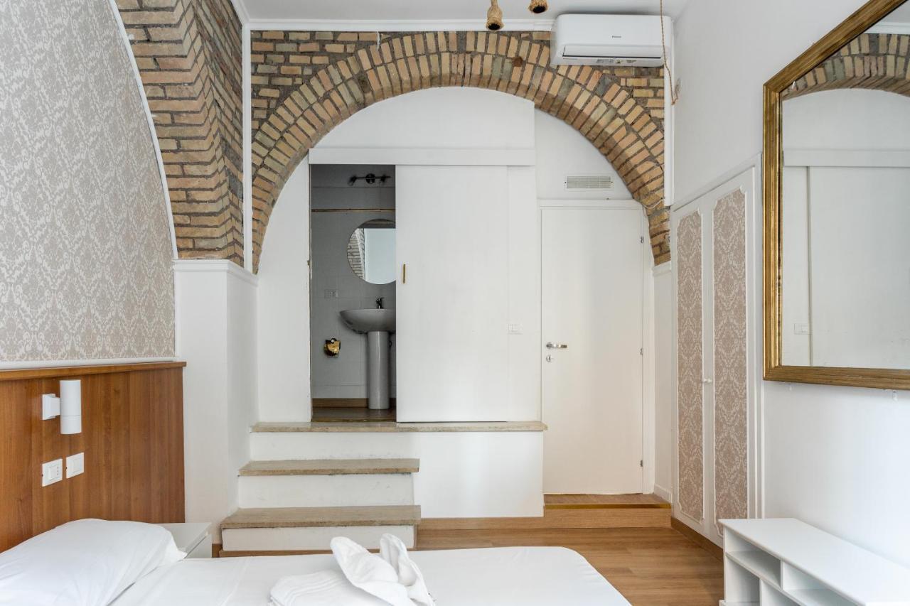 Lux Me - Jacuzzi & Suites Trastevere Pensión