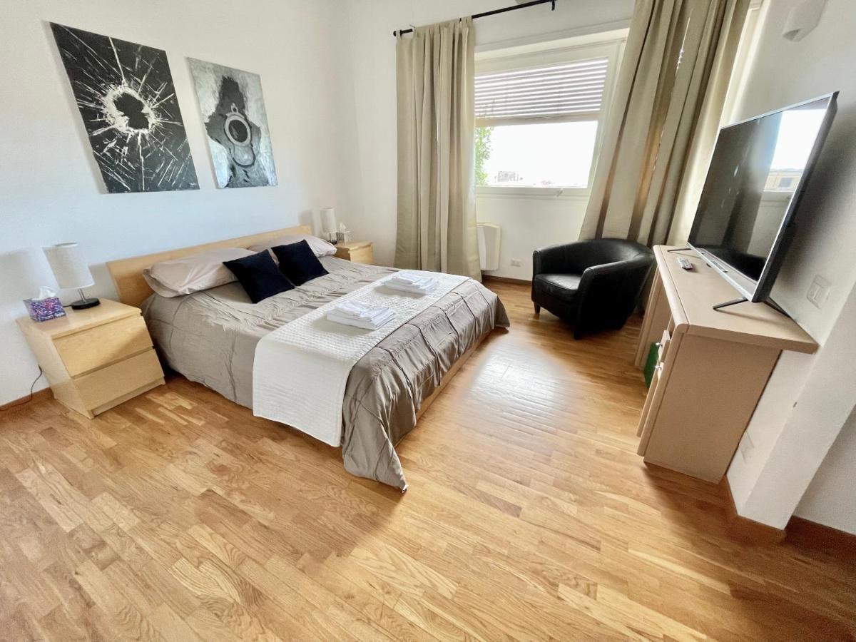 Sunset Cozy Apartment Rom