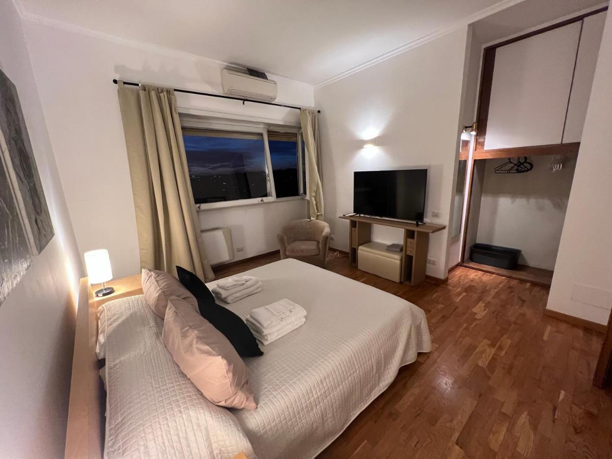Sunset Cozy Rom