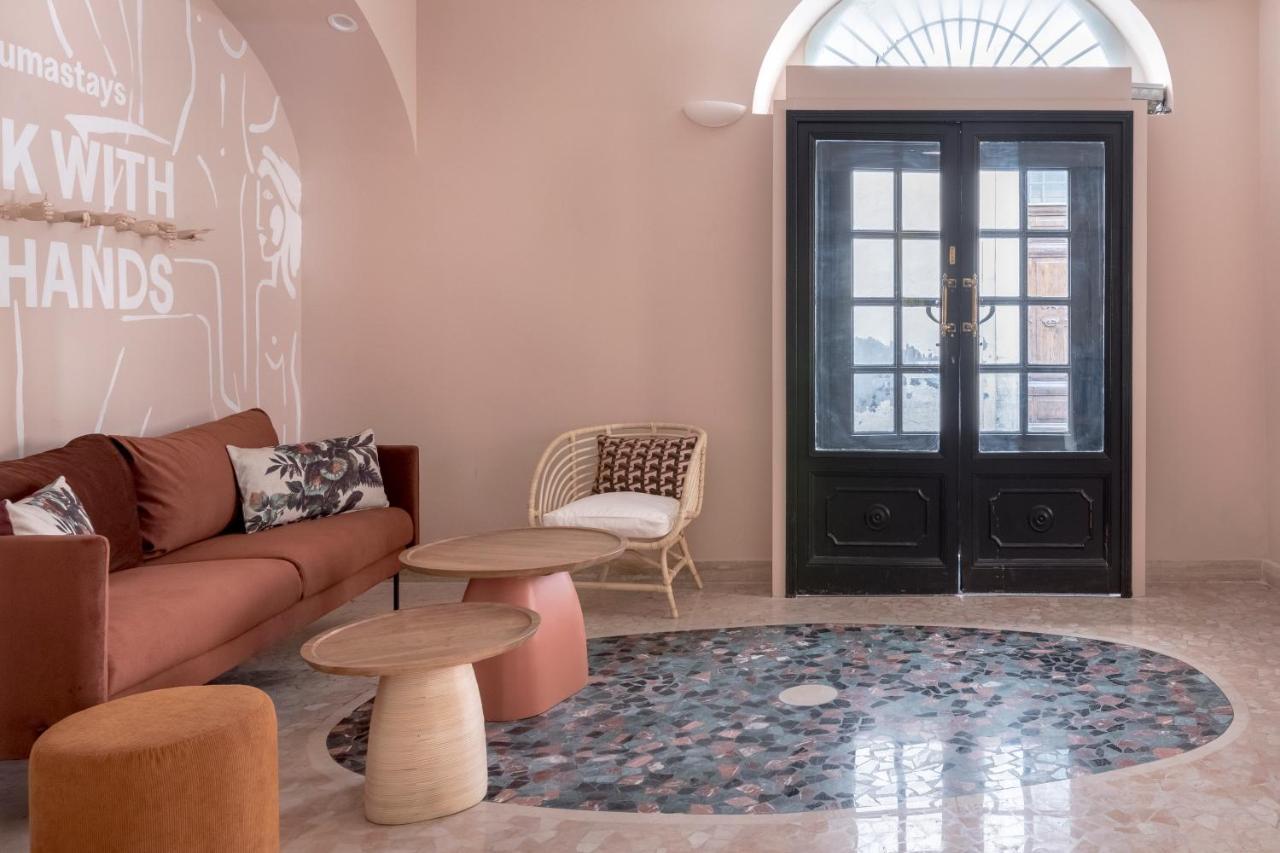 Numa Portico Aparthotel 4*