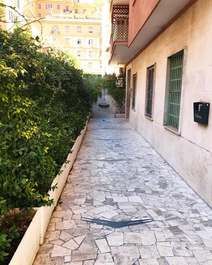 Apartamento Dea Flora Roma