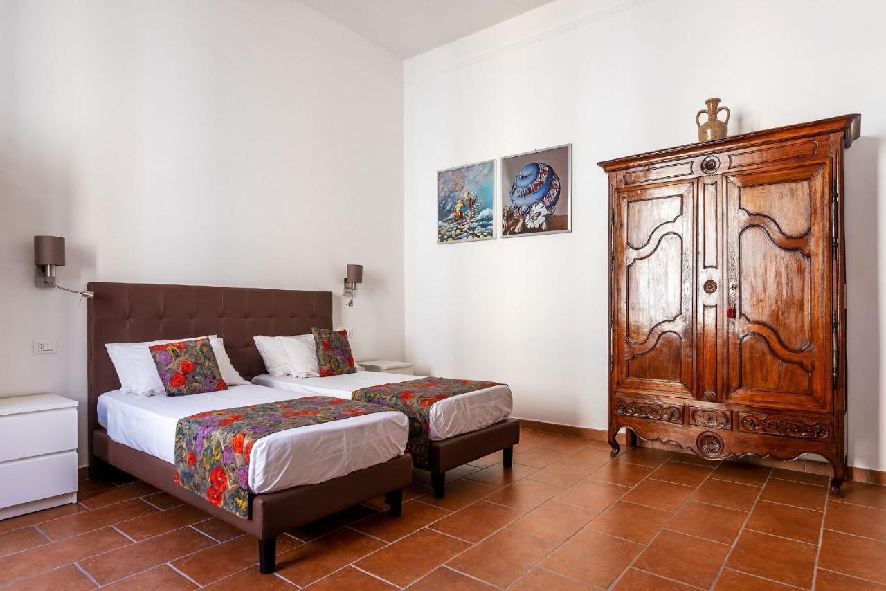Via Genova Apartamento Roma