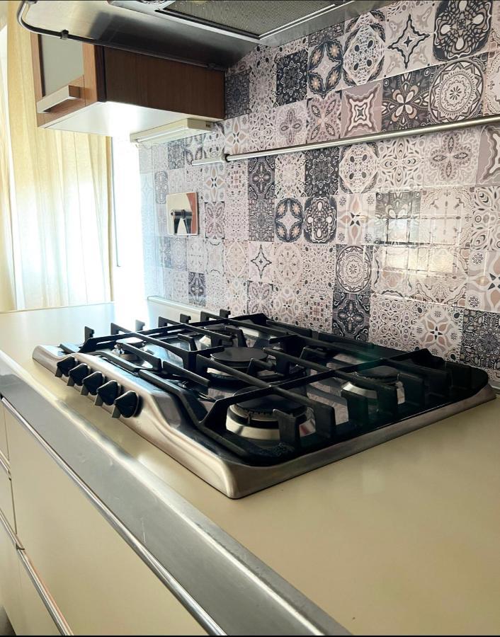 Dea Flora Apartment *