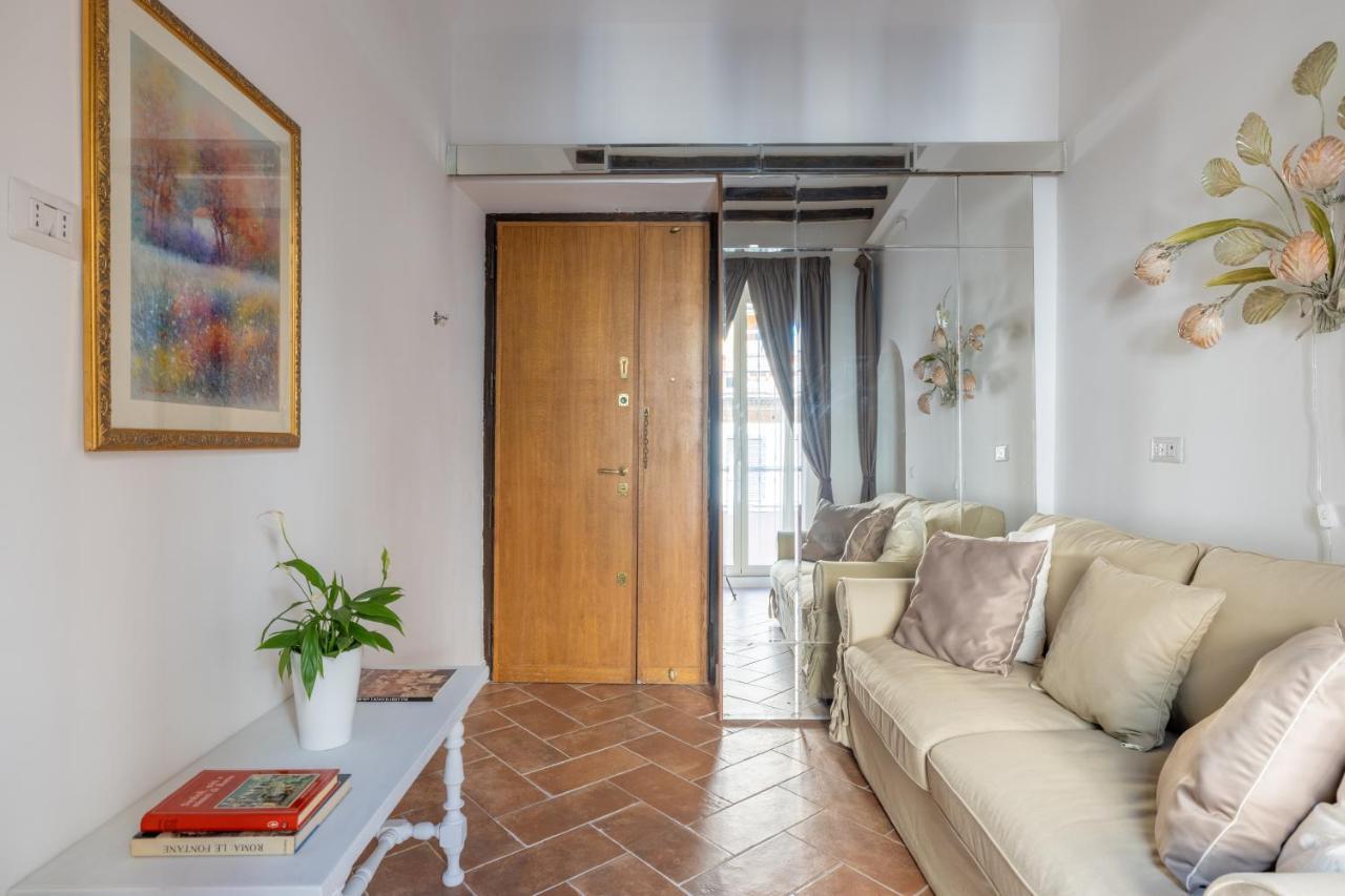 Pantheon House By Varental * Roma