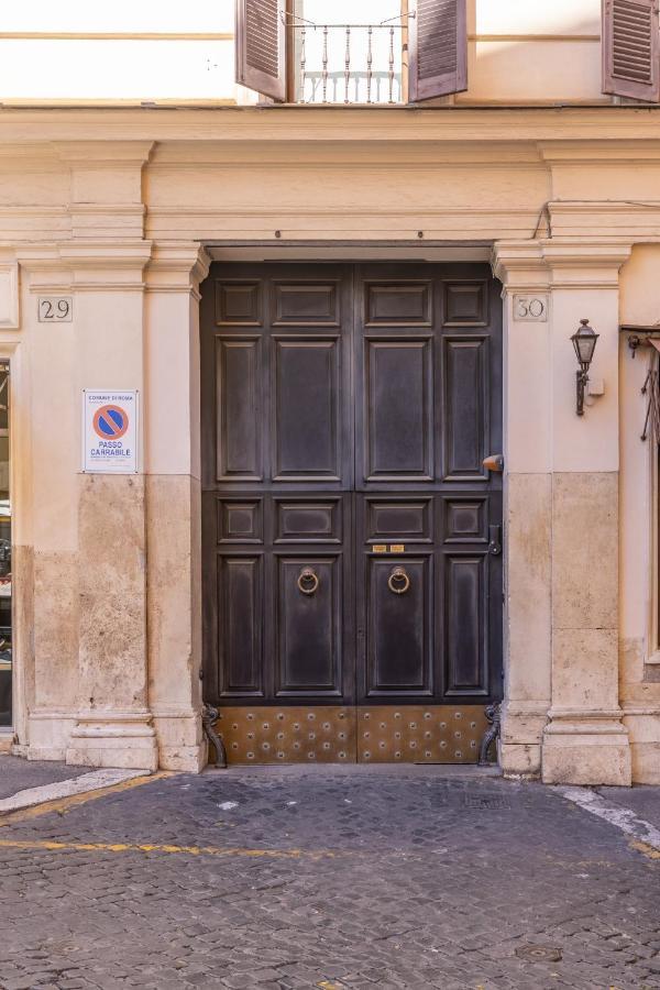 Pantheon House By Varental * Roma