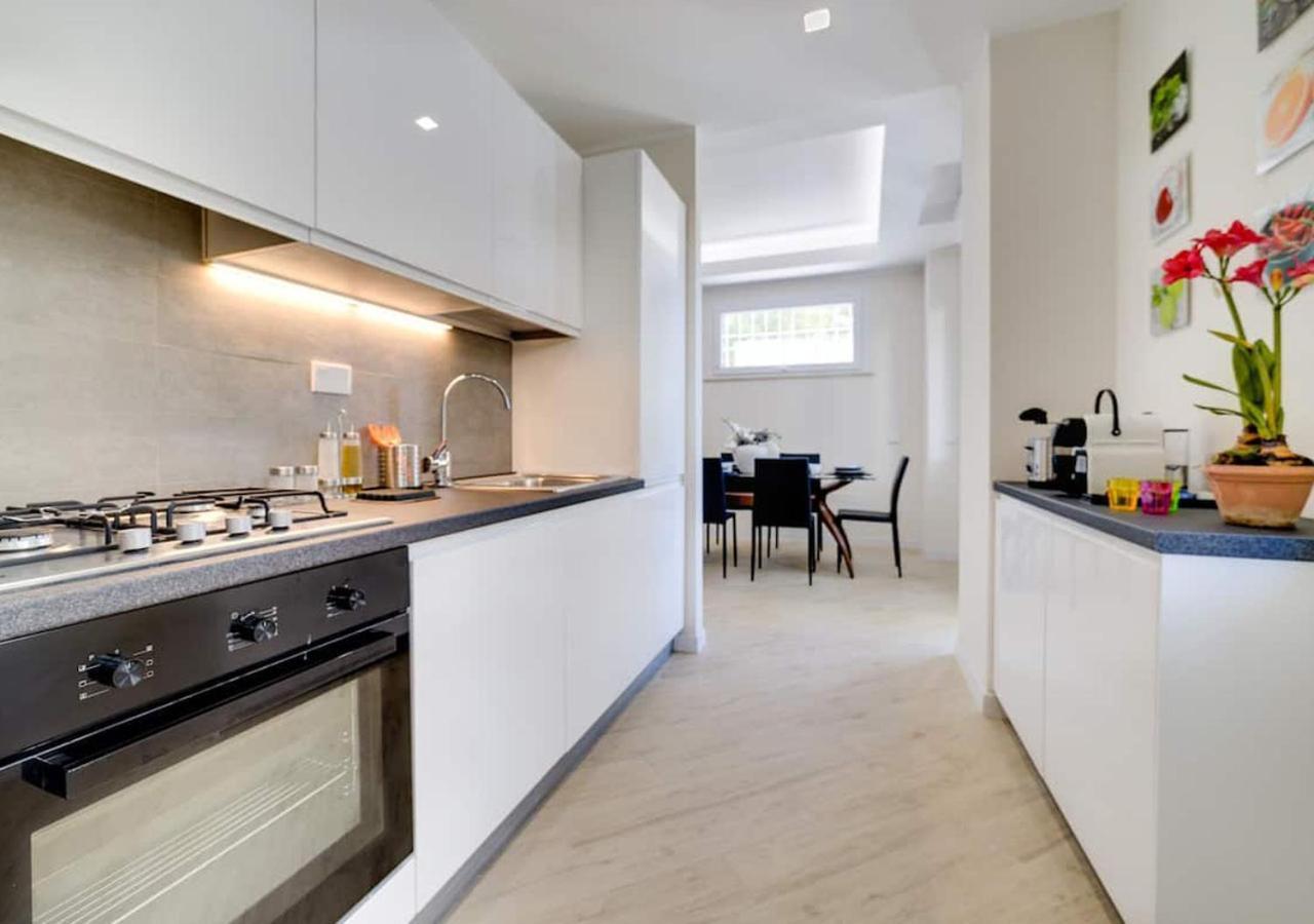 Luxury, Large Flat With Terrace On Vatican Walls * Roma