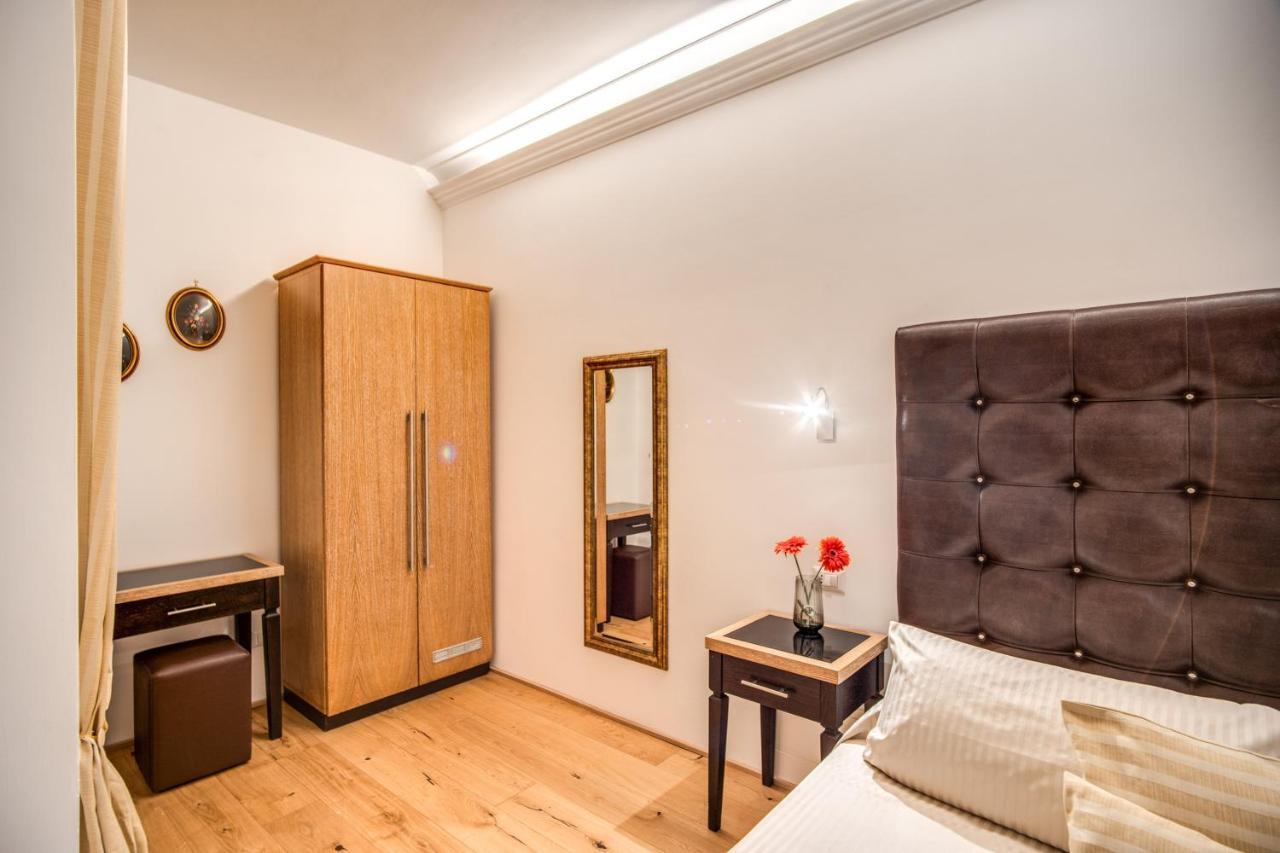 Casa Cancello Rome