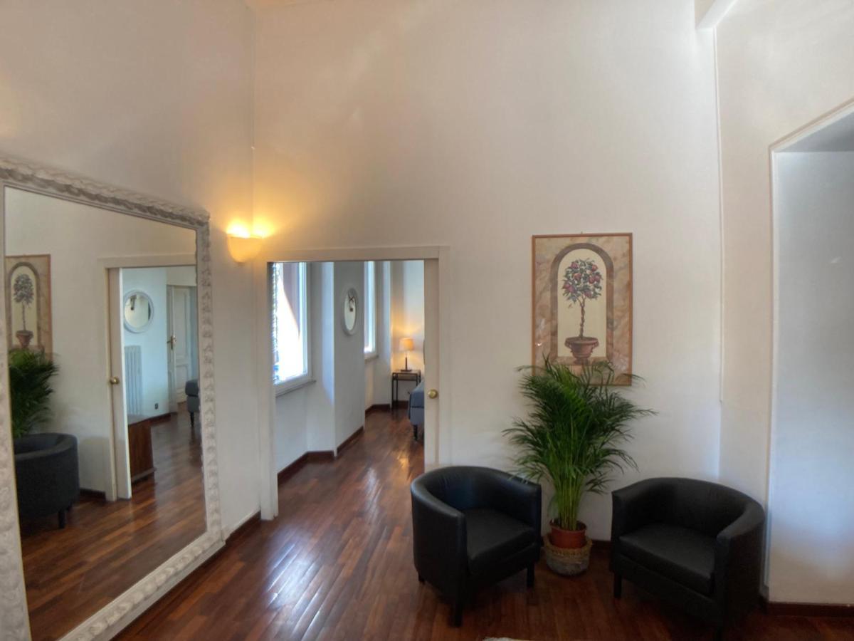Apartment Maison Cloe Near The Spanish Steps