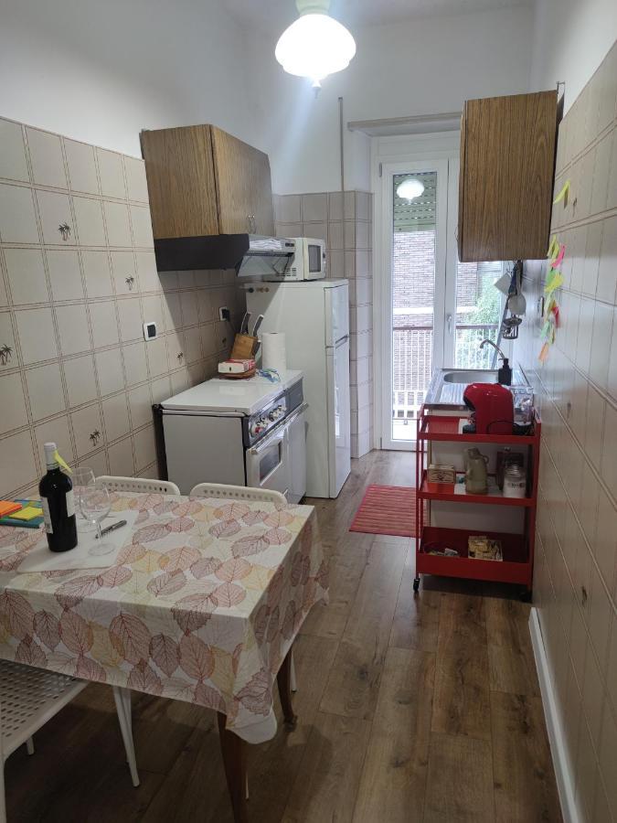 Apartment Intero Centocelle Roma. Affaccio Metro Rom