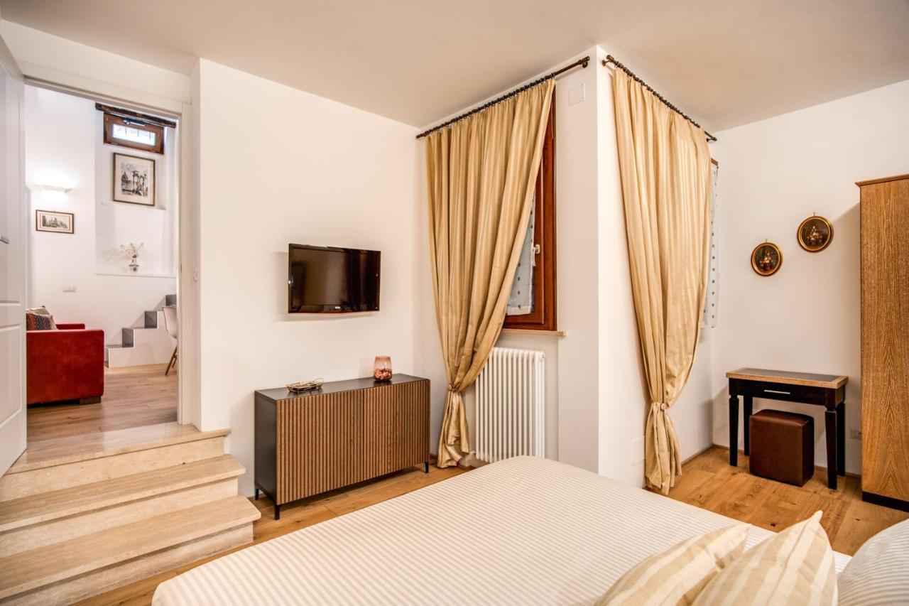 Casa Cancello Rome
