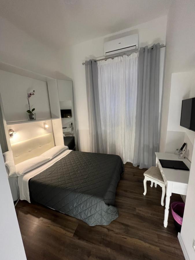 Domus Flavia Bed and breakfast 3*